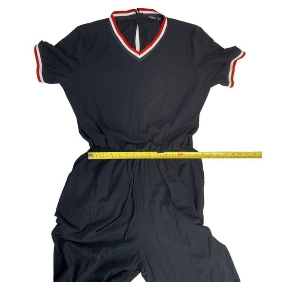 BOOHOO Sport Trim Romper - Picture 11 of 14